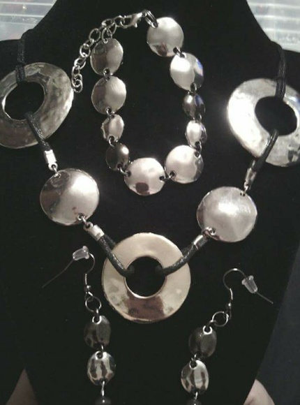 Handmade jewelry set - Picture 1 of 1